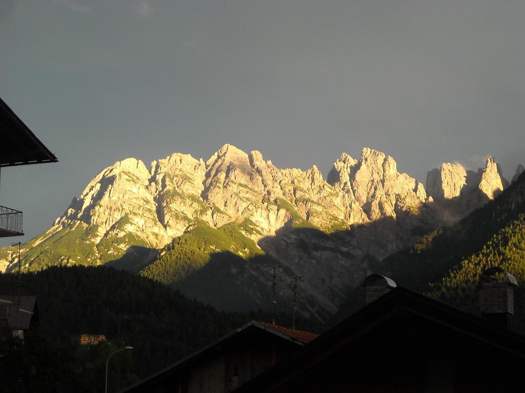 Fabbricato Indipendente Centro Apartment Lozzo Cadore Екстериор снимка